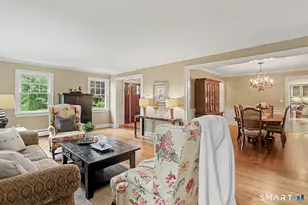 83 Lamplighter Ln, Fairfield, CT 06825 - Photo 6