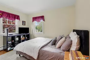 83 Lamplighter Ln, Fairfield, CT 06825 - Photo 22
