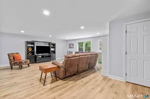 8 Huckleberry Dr S, Norwalk, CT 06850 - Photo 18