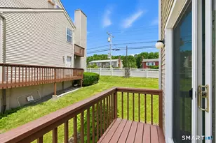 10 Taft Pt, Waterbury, CT 06708 - Photo 4