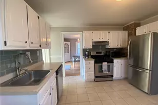 71 Fennbrook Rd, West Hartford, CT 06119 - Photo 12