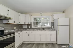 146 Warsaw St, Fairfield, CT 06825 - Photo 6