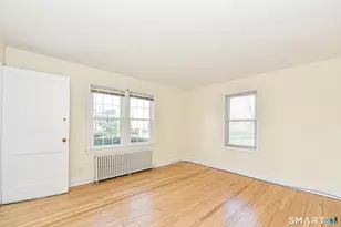 146 Warsaw St, Fairfield, CT 06825 - Photo 4