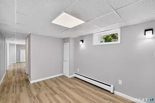 35 Front Ave, West Haven, CT 06516 - Photo 30