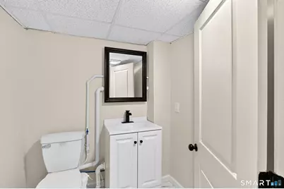 35 Front Avenue, West Haven, CT 06516 - Photo 32