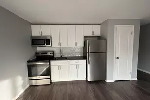 270 Laurel St, Hartford, CT 06105 - Photo 4