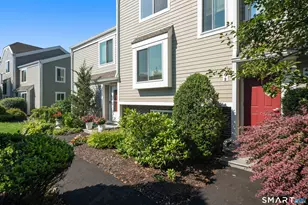 71 Aiken St, Norwalk, CT 06851 - Photo 4