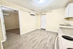 135 W Main St, Waterbury, CT 06702 - Photo 10