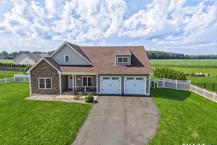 3 Jessie Ln, East Windsor, CT 06016 - Photo 1