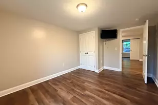 415 School St, Putnam, CT 06260 - Photo 8