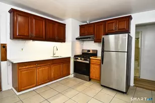 2455 North Ave, Bridgeport, CT 06604 - Photo 2