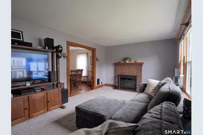 9 Lawton Terrace, Ansonia, CT 06401 - Photo 6