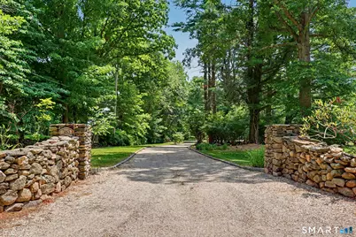 585 Hoydens Lane, Fairfield, CT 06824 - Photo 32