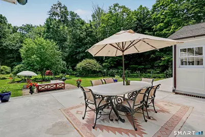 585 Hoydens Lane, Fairfield, CT 06824 - Photo 34