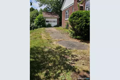 849 Wintergreen Avenue, Hamden, CT 06514 - Photo 2