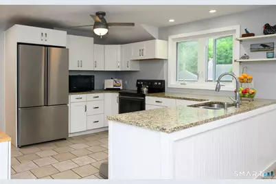 7 Silver Falls Road, East Lyme, CT 06333 - Photo 8