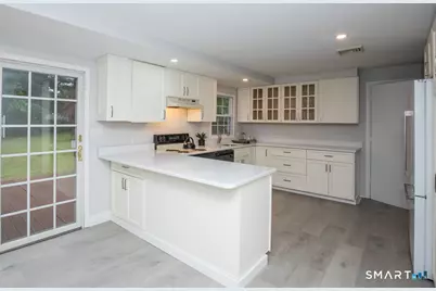 36 Jamestown Circle, Wallingford, CT 06492 - Photo 16