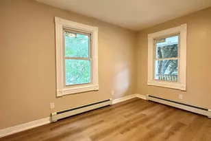 1248 N Main St, Waterbury, CT 06704 - Photo 6