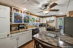 194 Carlton St, New Britain, CT 06053 - Photo 6