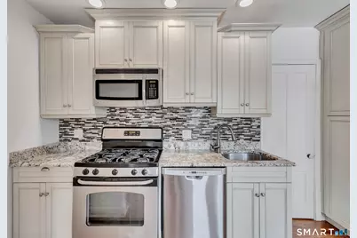 119 Dwight Street #3, New Haven, CT 06511 - Photo 2