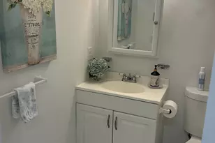 42 N Main St, West Hartford, CT 06107 - Photo 18