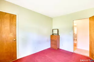 1 Pilgrim Dr, Greenwich, CT 06831 - Photo 14