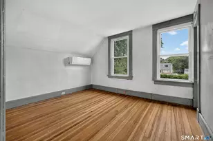 44 Rogers St, New London, CT 06320 - Photo 22