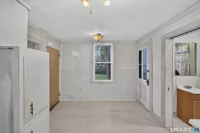 44 Rogers Street, New London, CT 06320 - Photo 12