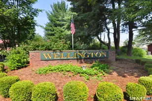 71 Wellington Dr, Farmington, CT 06032 - Photo 1