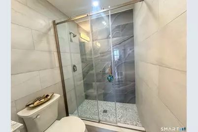 207 Bank Street #202, New London, CT 06320 - Photo 12