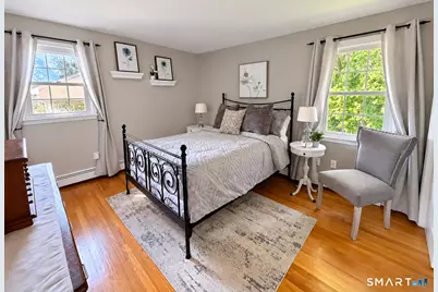 70 Dannell Drive, Stamford, CT 06905 - Photo 10
