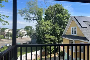 24 Circular Ave, Bridgeport, CT 06605 - Photo 14