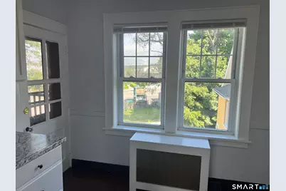 24 Circular Avenue #3B, Bridgeport, CT 06605 - Photo 12