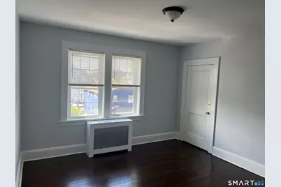 24 Circular Avenue #3B, Bridgeport, CT 06605 - Photo 4