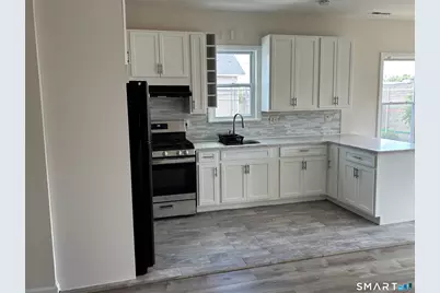 236 Brook Street #236, Bridgeport, CT 06608 - Photo 4