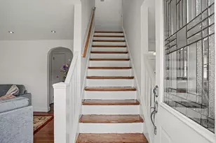 439 Stillson Rd, Fairfield, CT 06824 - Photo 2