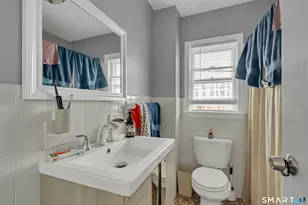 879 Whalley Ave, New Haven, CT 06515 - Photo 16