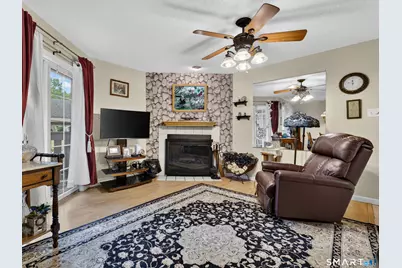 87 Leafwood Lane #239, Groton, CT 06340 - Photo 12