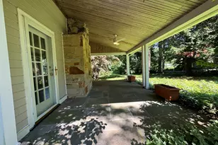 153 Black Rock Tpke, Redding, CT 06896 - Photo 24
