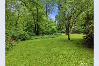 24 Dean Road, East Lyme, CT 06333 - Photo 6