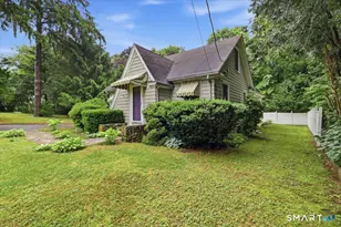 39 Buckingham St, Stonington, CT 06379 - Photo 2