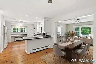 39 Buckingham Street, Stonington, CT 06379 - Photo 12
