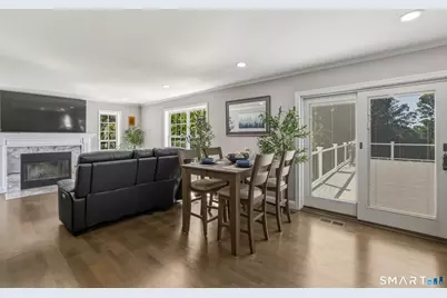 20 Ridgewood Court, Hamden, CT 06473 - Photo 14