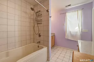 20 Ridgewood Ct, Hamden, CT 06473 - Photo 28