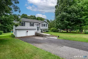 41 Candlewood Vista, New Milford, CT 06776 - Photo 2