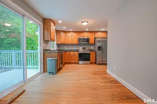 16 Miami St, East Haven, CT 06513 - Photo 6