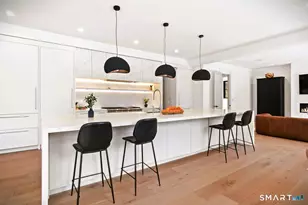 16 Park Ave, Greenwich, CT 06830 - Photo 10