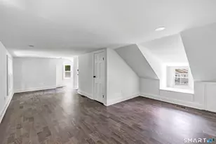 21 Meadow St, Milford, CT 06460 - Photo 24