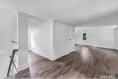 21 Meadow Street, Milford, CT 06460 - Photo 22