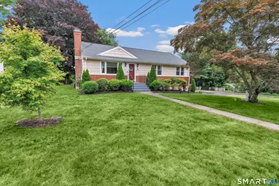240 Blackhouse Road, Trumbull, CT 06611 - Photo 2